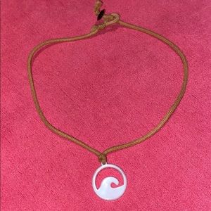 Wave choker